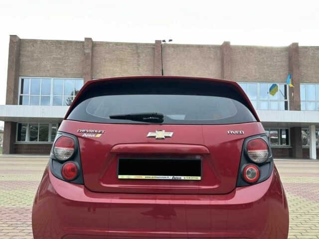 Червоний Шевроле Авео, об'ємом двигуна 1.4 л та пробігом 154 тис. км за 6200 $, фото 5 на Automoto.ua