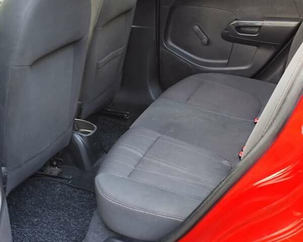 Червоний Шевроле Авео, об'ємом двигуна 1.3 л та пробігом 250 тис. км за 5999 $, фото 11 на Automoto.ua