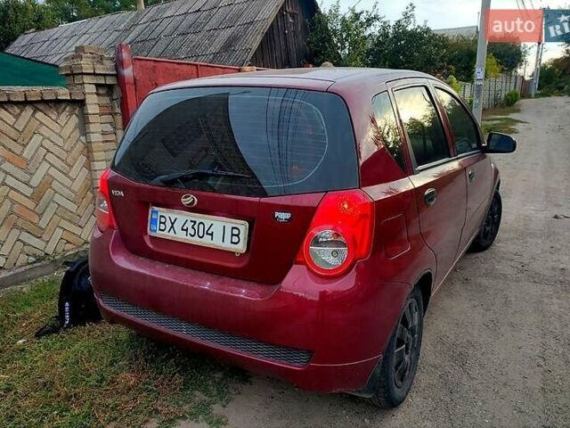 Червоний Шевроле Авео, об'ємом двигуна 1.5 л та пробігом 145 тис. км за 3700 $, фото 1 на Automoto.ua