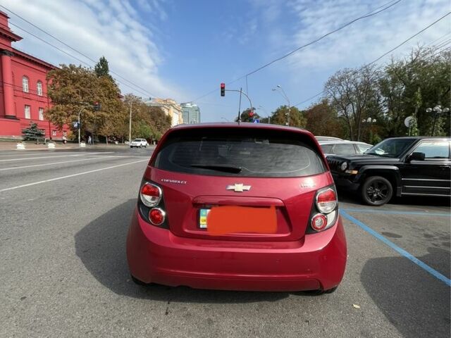 Червоний Шевроле Авео, об'ємом двигуна 0.14 л та пробігом 150 тис. км за 7500 $, фото 3 на Automoto.ua