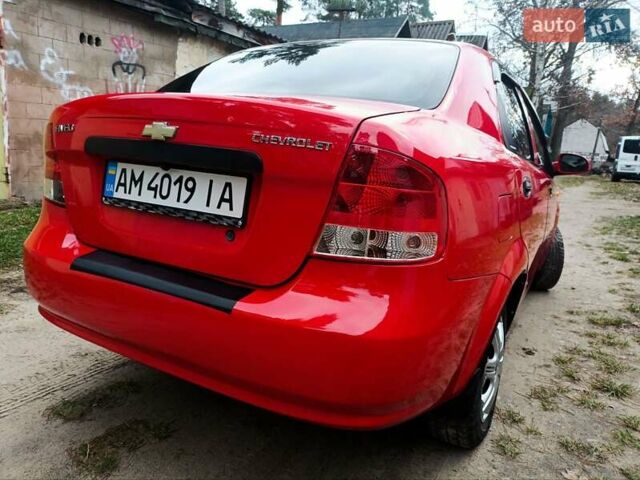Красный Шевроле Авео, объемом двигателя 1.5 л и пробегом 178 тыс. км за 3150 $, фото 9 на Automoto.ua
