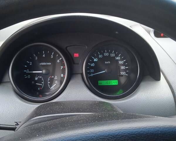 Красный Шевроле Авео, объемом двигателя 1.5 л и пробегом 168 тыс. км за 2600 $, фото 9 на Automoto.ua