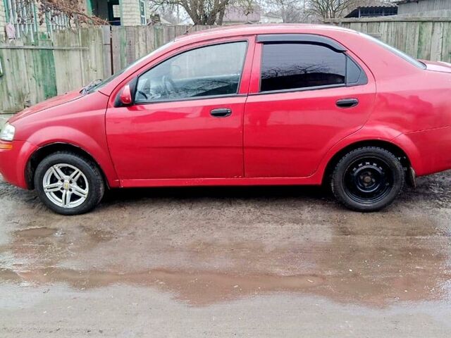 Красный Шевроле Авео, объемом двигателя 1.5 л и пробегом 250 тыс. км за 2200 $, фото 6 на Automoto.ua