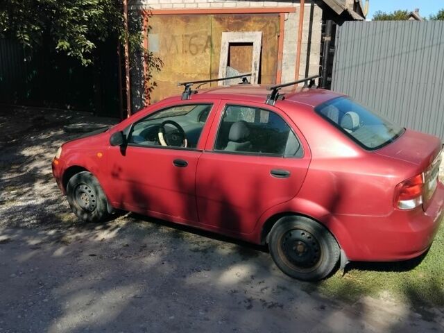 Червоний Шевроле Авео, об'ємом двигуна 2 л та пробігом 127 тис. км за 1693 $, фото 5 на Automoto.ua