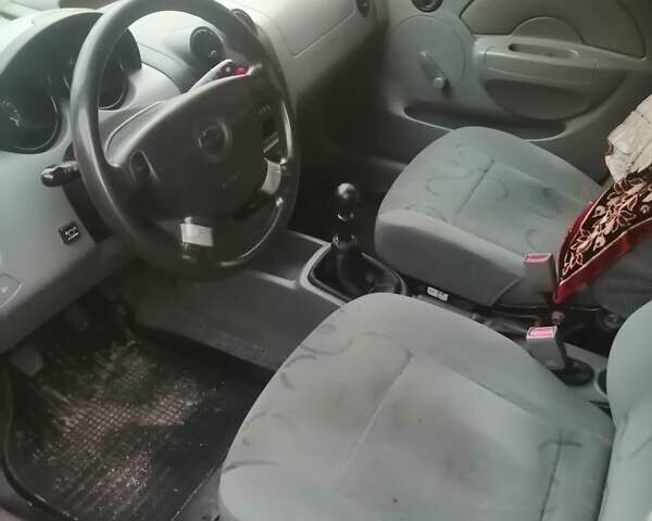 Красный Шевроле Авео, объемом двигателя 1.5 л и пробегом 250 тыс. км за 2650 $, фото 18 на Automoto.ua