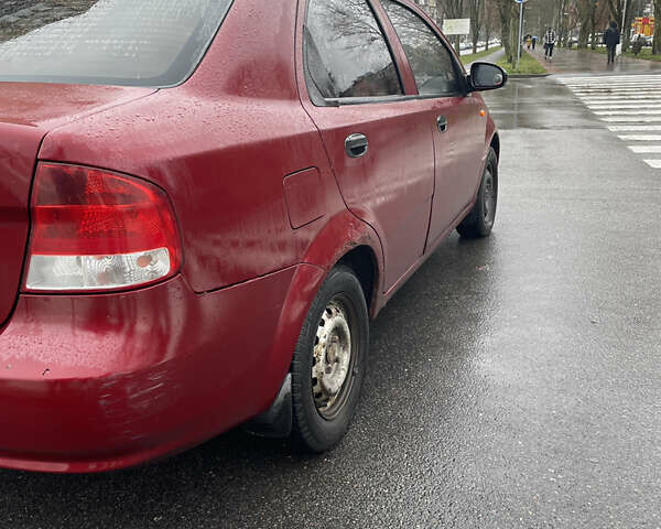 Червоний Шевроле Авео, об'ємом двигуна 1.5 л та пробігом 257 тис. км за 1699 $, фото 9 на Automoto.ua