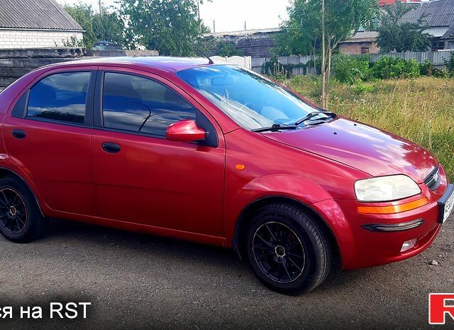 Червоний Шевроле Авео, об'ємом двигуна 1.5 л та пробігом 262 тис. км за 3200 $, фото 8 на Automoto.ua