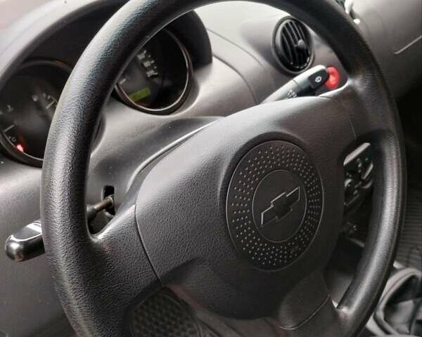 Красный Шевроле Авео, объемом двигателя 1.5 л и пробегом 185 тыс. км за 3000 $, фото 10 на Automoto.ua