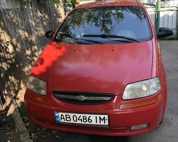 Красный Шевроле Авео, объемом двигателя 1.5 л и пробегом 220 тыс. км за 1100 $, фото 5 на Automoto.ua