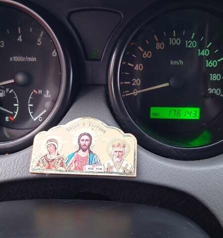 Червоний Шевроле Авео, об'ємом двигуна 1.5 л та пробігом 176 тис. км за 3500 $, фото 7 на Automoto.ua