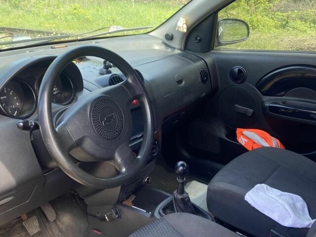 Красный Шевроле Авео, объемом двигателя 1.5 л и пробегом 2 тыс. км за 2418 $, фото 5 на Automoto.ua