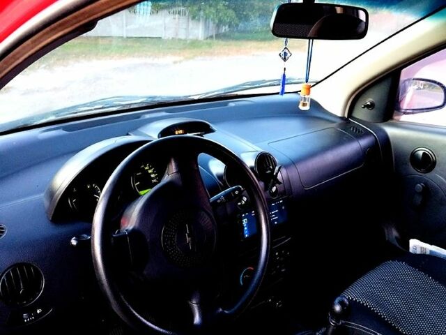 Червоний Шевроле Авео, об'ємом двигуна 1.5 л та пробігом 122 тис. км за 2955 $, фото 3 на Automoto.ua