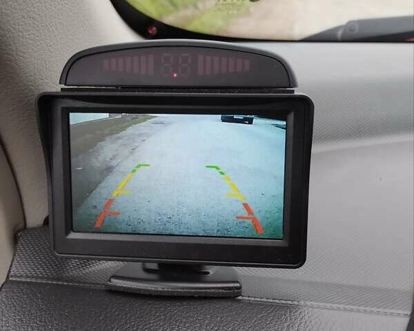 Красный Шевроле Авео, объемом двигателя 1.5 л и пробегом 185 тыс. км за 3000 $, фото 16 на Automoto.ua