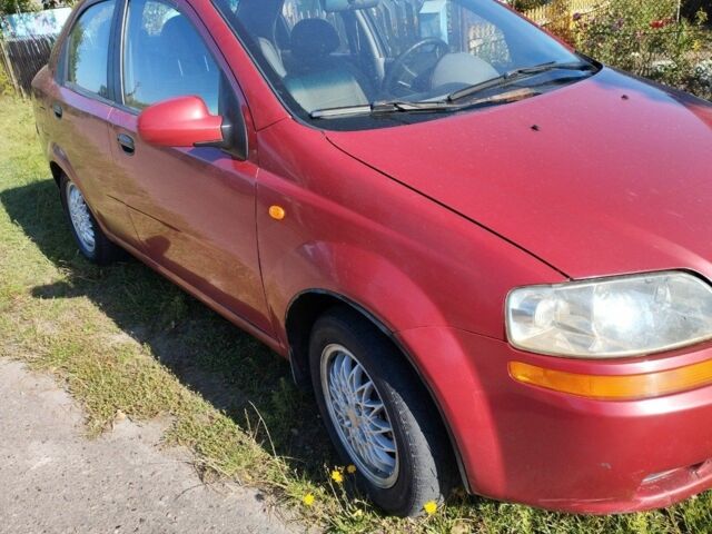 Красный Шевроле Авео, объемом двигателя 1.5 л и пробегом 350 тыс. км за 1800 $, фото 18 на Automoto.ua