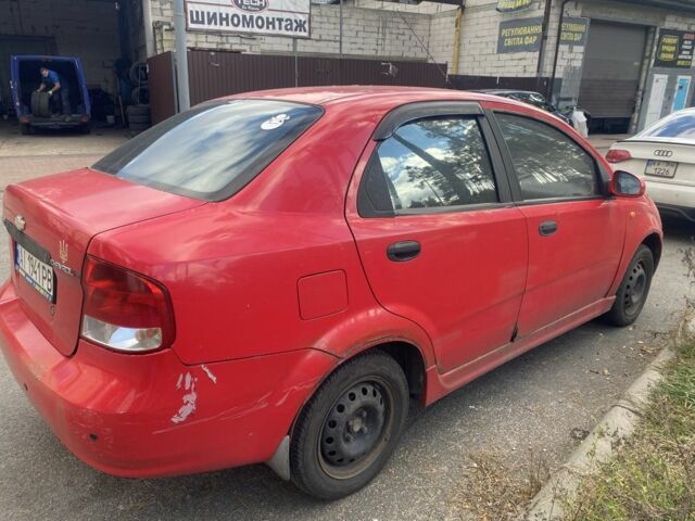 Красный Шевроле Авео, объемом двигателя 1.5 л и пробегом 225 тыс. км за 1250 $, фото 6 на Automoto.ua