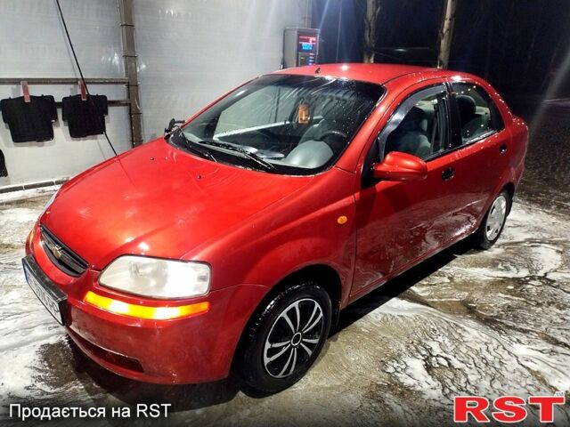 Красный Шевроле Авео, объемом двигателя 1.5 л и пробегом 211 тыс. км за 2300 $, фото 5 на Automoto.ua