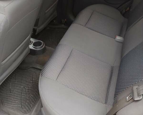 Красный Шевроле Авео, объемом двигателя 1.5 л и пробегом 185 тыс. км за 3000 $, фото 22 на Automoto.ua