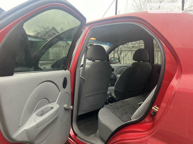 Червоний Шевроле Авео, об'ємом двигуна 1.5 л та пробігом 86 тис. км за 4600 $, фото 16 на Automoto.ua