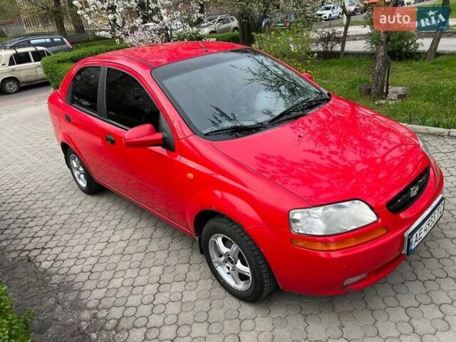 Красный Шевроле Авео, объемом двигателя 1.5 л и пробегом 222 тыс. км за 3500 $, фото 8 на Automoto.ua