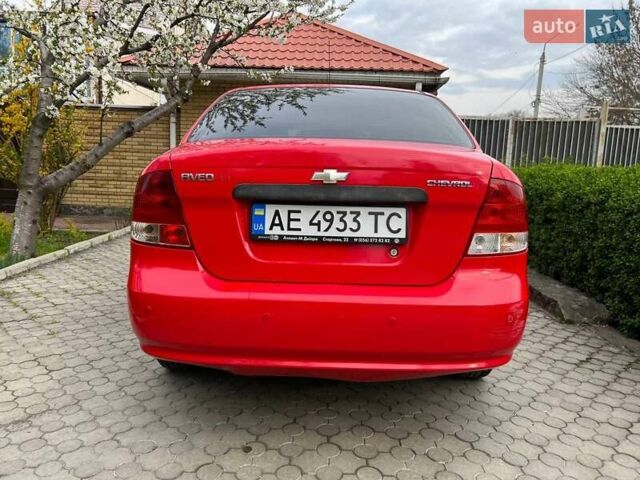 Красный Шевроле Авео, объемом двигателя 1.5 л и пробегом 222 тыс. км за 3500 $, фото 5 на Automoto.ua