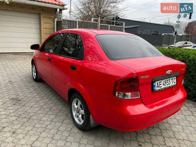 Красный Шевроле Авео, объемом двигателя 1.5 л и пробегом 222 тыс. км за 3500 $, фото 4 на Automoto.ua