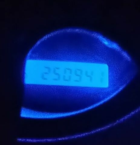 Червоний Шевроле Авео, об'ємом двигуна 2 л та пробігом 250 тис. км за 2500 $, фото 3 на Automoto.ua