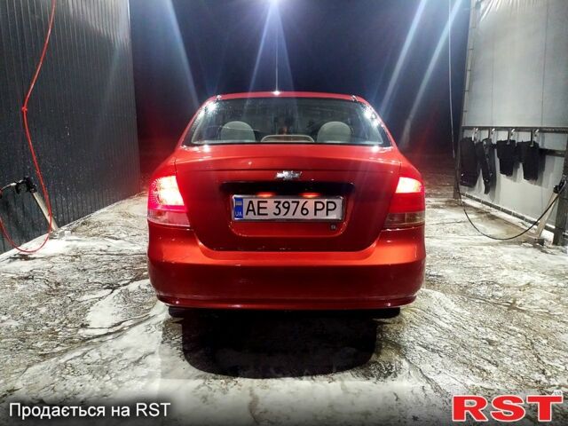 Красный Шевроле Авео, объемом двигателя 1.5 л и пробегом 211 тыс. км за 2300 $, фото 10 на Automoto.ua