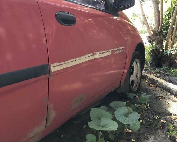 Красный Шевроле Авео, объемом двигателя 1.5 л и пробегом 220 тыс. км за 1100 $, фото 7 на Automoto.ua