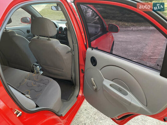 Красный Шевроле Авео, объемом двигателя 1.5 л и пробегом 223 тыс. км за 3200 $, фото 12 на Automoto.ua