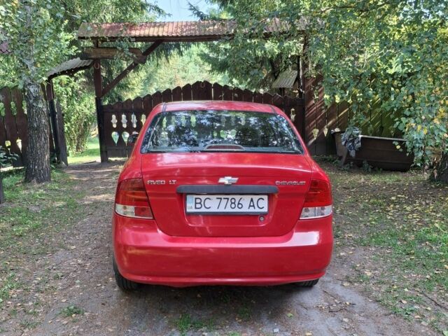 Червоний Шевроле Авео, об'ємом двигуна 1.5 л та пробігом 185 тис. км за 2400 $, фото 5 на Automoto.ua
