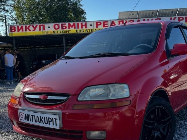 Красный Шевроле Авео, объемом двигателя 0 л и пробегом 191 тыс. км за 2500 $, фото 2 на Automoto.ua