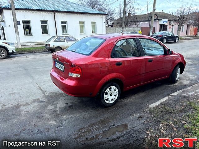 Червоний Шевроле Авео, об'ємом двигуна 1.5 л та пробігом 186 тис. км за 2500 $, фото 3 на Automoto.ua