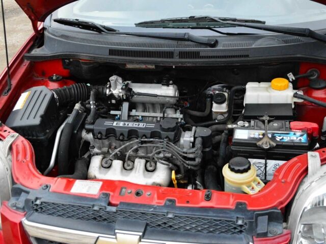 Красный Шевроле Авео, объемом двигателя 1.5 л и пробегом 87 тыс. км за 4800 $, фото 20 на Automoto.ua