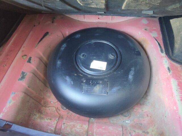 Красный Шевроле Авео, объемом двигателя 1.5 л и пробегом 241 тыс. км за 3300 $, фото 14 на Automoto.ua