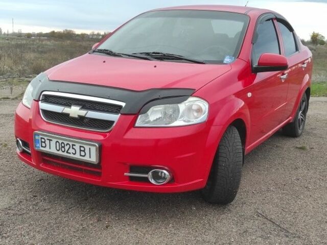 Красный Шевроле Авео, объемом двигателя 1.5 л и пробегом 200 тыс. км за 4500 $, фото 11 на Automoto.ua