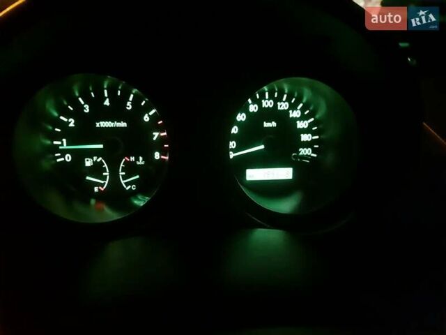 Красный Шевроле Авео, объемом двигателя 1.5 л и пробегом 196 тыс. км за 3300 $, фото 5 на Automoto.ua