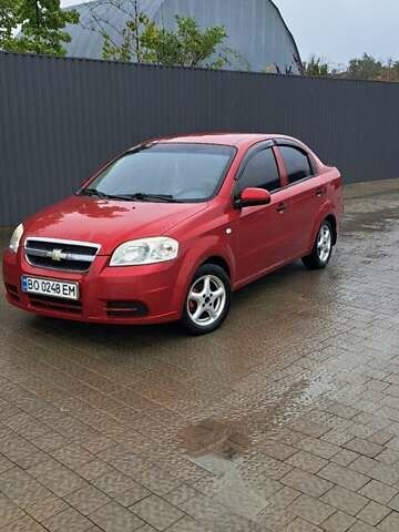 Красный Шевроле Авео, объемом двигателя 1.5 л и пробегом 194 тыс. км за 3000 $, фото 6 на Automoto.ua