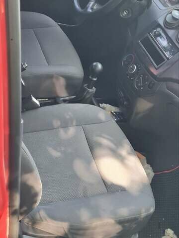 Красный Шевроле Авео, объемом двигателя 1.5 л и пробегом 176 тыс. км за 2650 $, фото 6 на Automoto.ua