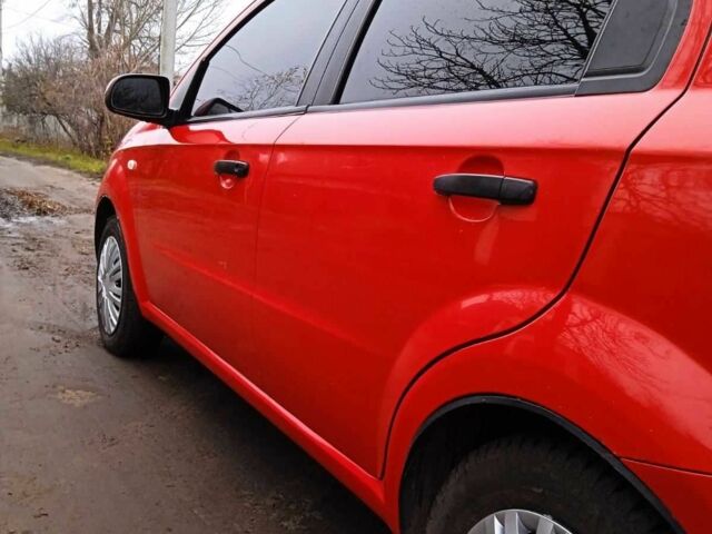 Красный Шевроле Авео, объемом двигателя 1.5 л и пробегом 180 тыс. км за 4500 $, фото 14 на Automoto.ua