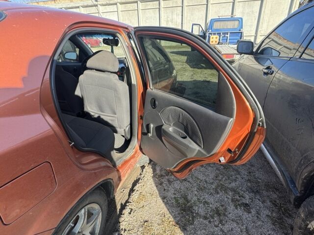 Червоний Шевроле Авео, об'ємом двигуна 1.5 л та пробігом 179 тис. км за 1100 $, фото 21 на Automoto.ua