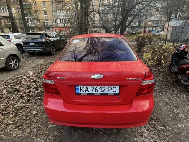 Красный Шевроле Авео, объемом двигателя 1.5 л и пробегом 184 тыс. км за 3000 $, фото 5 на Automoto.ua