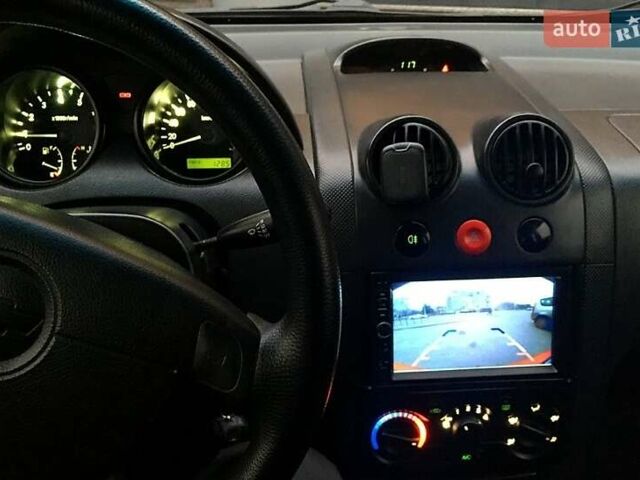 Шевроле Авео 2006 в Никополе на Automoto.ua Красный Шевроле Авео, объемом двигателя 1.5 л и пробегом 280 тыс. км за 2800 $, фото 18 на Automoto.ua