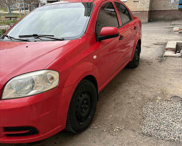 Червоний Шевроле Авео, об'ємом двигуна 1.5 л та пробігом 180 тис. км за 3600 $, фото 5 на Automoto.ua