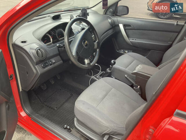 Червоний Шевроле Авео, об'ємом двигуна 1.5 л та пробігом 180 тис. км за 3600 $, фото 7 на Automoto.ua