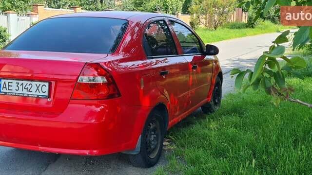Красный Шевроле Авео, объемом двигателя 1.5 л и пробегом 178 тыс. км за 2699 $, фото 9 на Automoto.ua