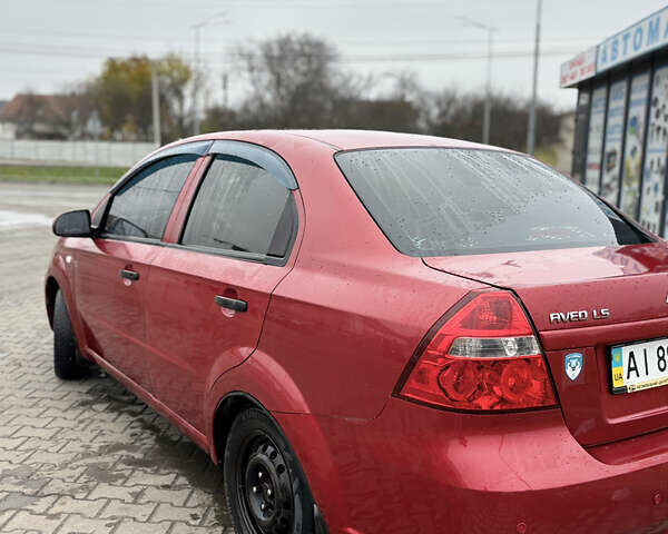 Красный Шевроле Авео, объемом двигателя 1.5 л и пробегом 107 тыс. км за 2100 $, фото 6 на Automoto.ua
