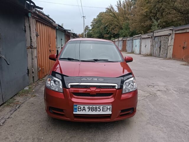 Красный Шевроле Авео, объемом двигателя 1.5 л и пробегом 212 тыс. км за 3600 $, фото 1 на Automoto.ua