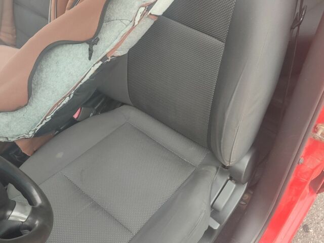 Червоний Шевроле Авео, об'ємом двигуна 1.5 л та пробігом 185 тис. км за 2800 $, фото 10 на Automoto.ua