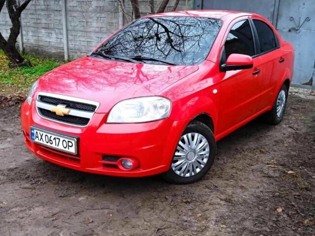 Красный Шевроле Авео, объемом двигателя 1.5 л и пробегом 180 тыс. км за 4500 $, фото 5 на Automoto.ua