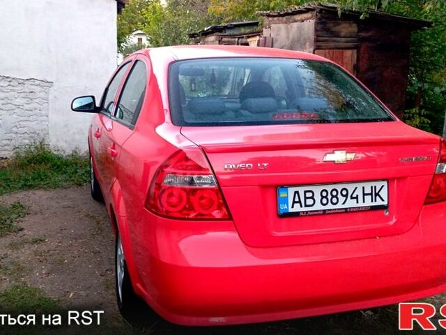 Красный Шевроле Авео, объемом двигателя 1.4 л и пробегом 126 тыс. км за 3999 $, фото 2 на Automoto.ua
